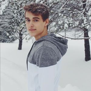 Meet your Posher, Zane